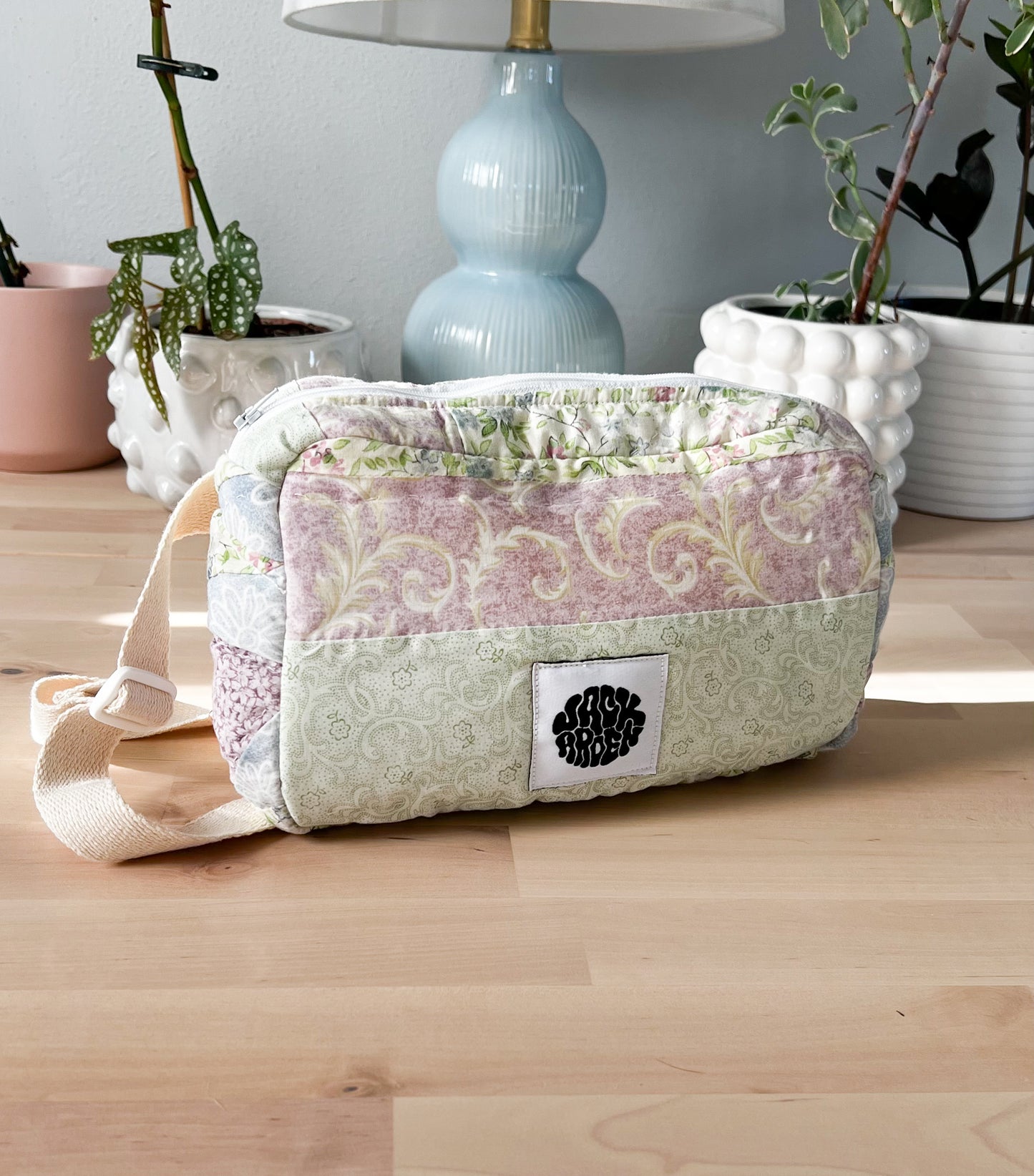 quilted purple bum bag - 1 pocket