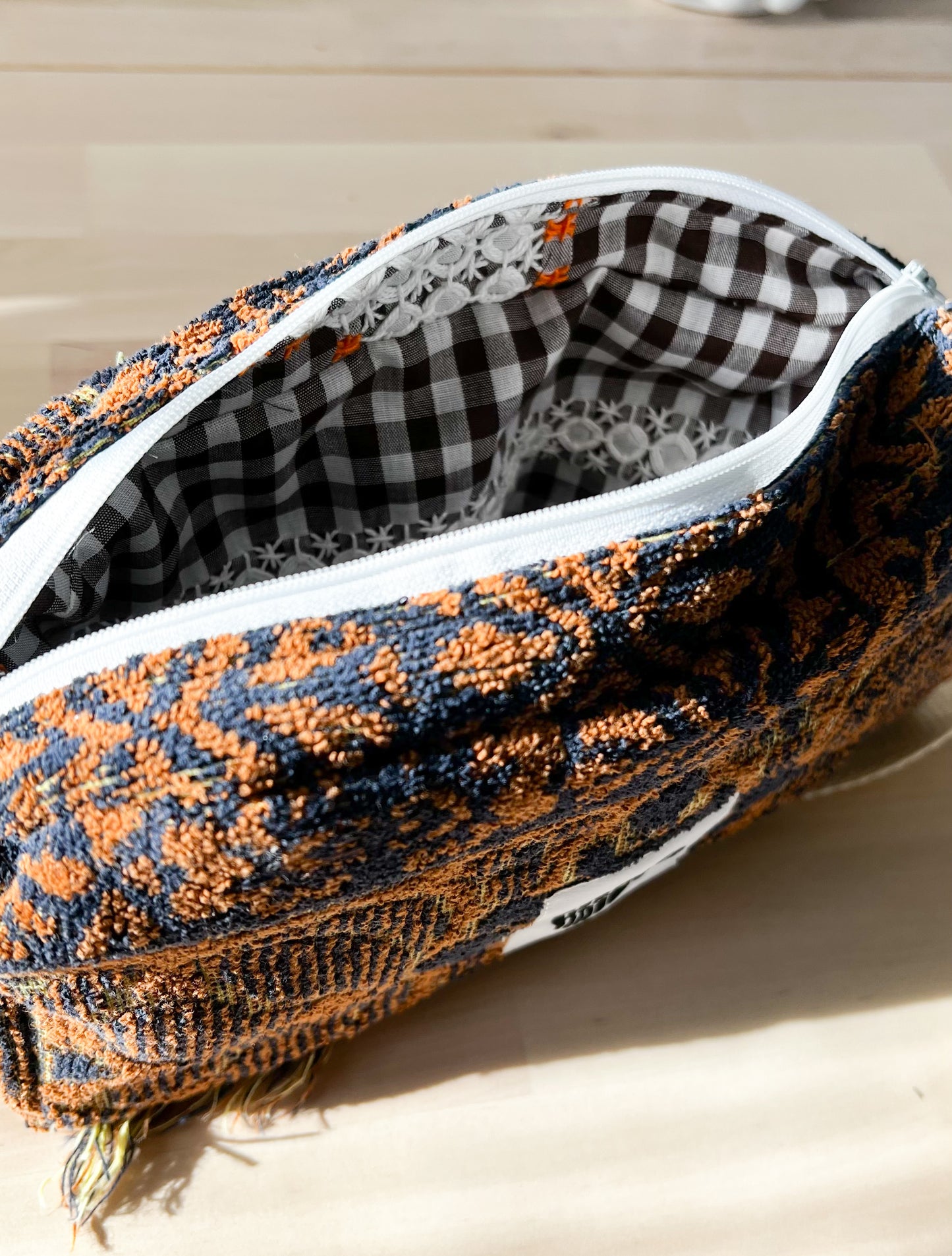 dark blue and orange bum bag - 1 pocket