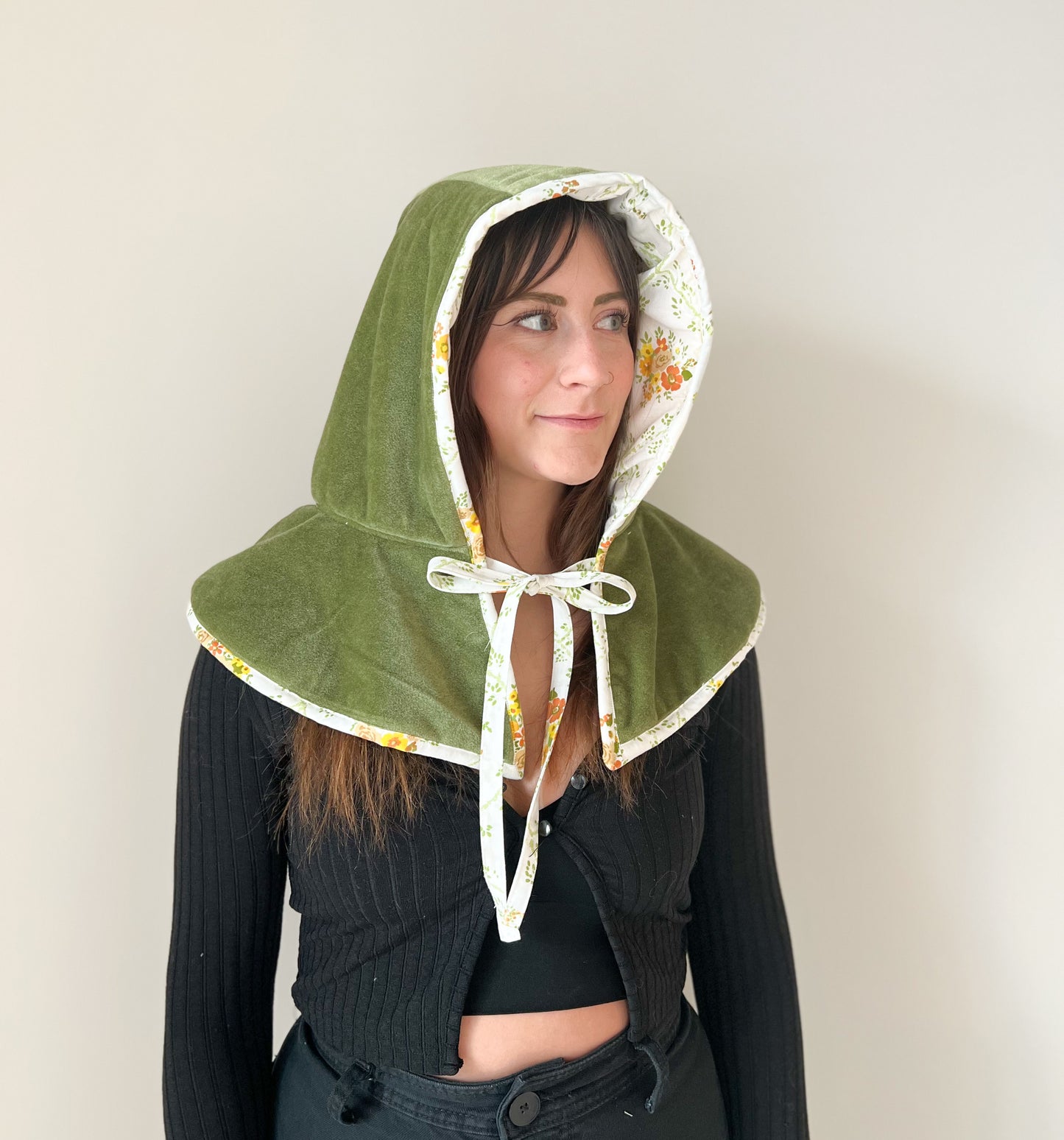 quilted green hood with collar
