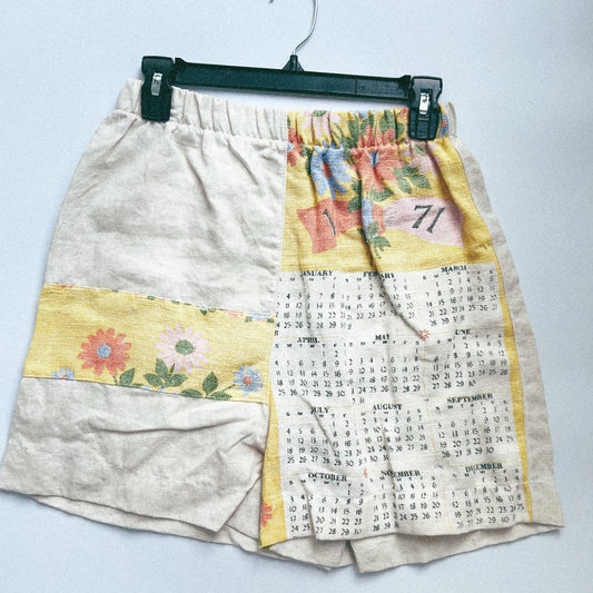 1971 tea towel shorts - medium