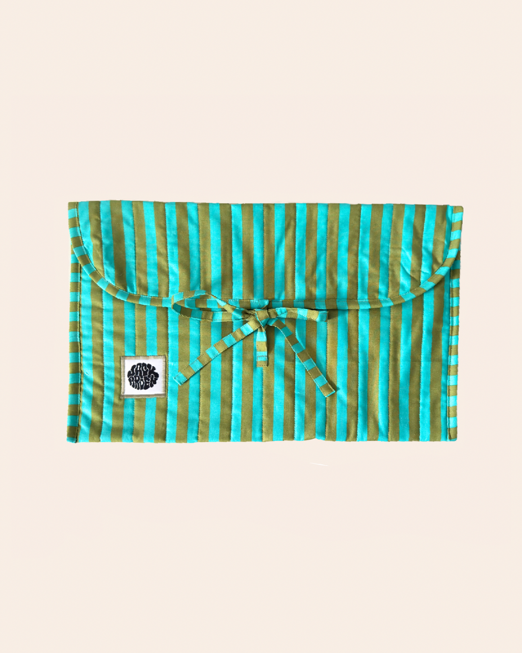 media pouch